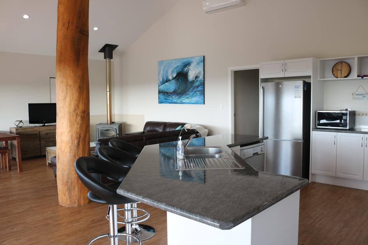 Blue House - Accommodation in Bremer Bay - 1 Mary Road