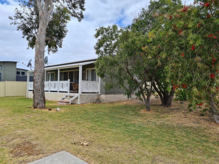 The Bay Cottage - Accommodation in Bremer Bay - 9 Roderick Street